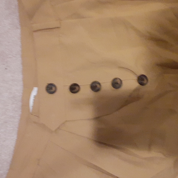 Yellow irregular button pants - Picture 2 of 4